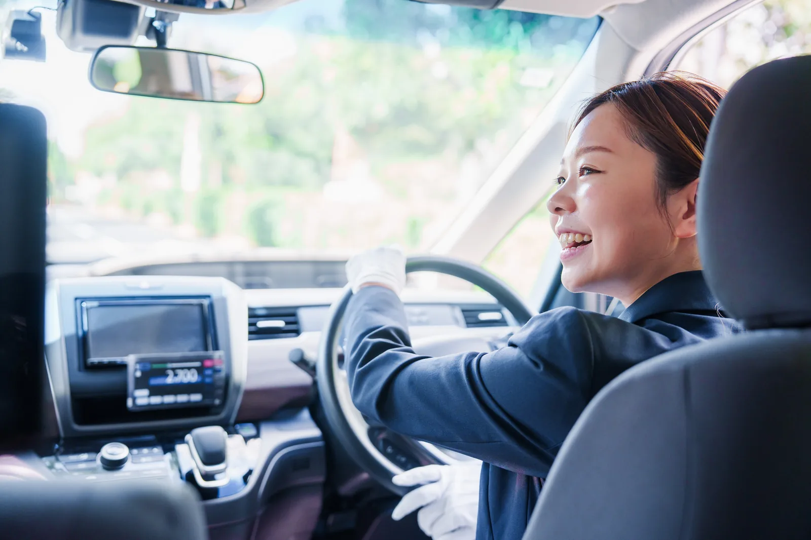 運転席から見える道路